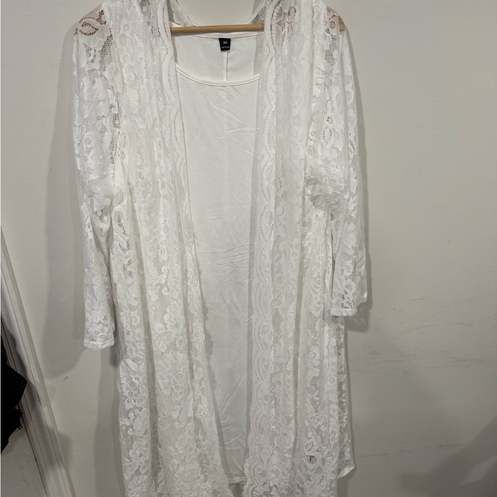 SHEIN White Lace Sleepwear Robe